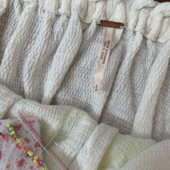 Free People Women’s Ivory Strapless crop top - Picture 4 of 7